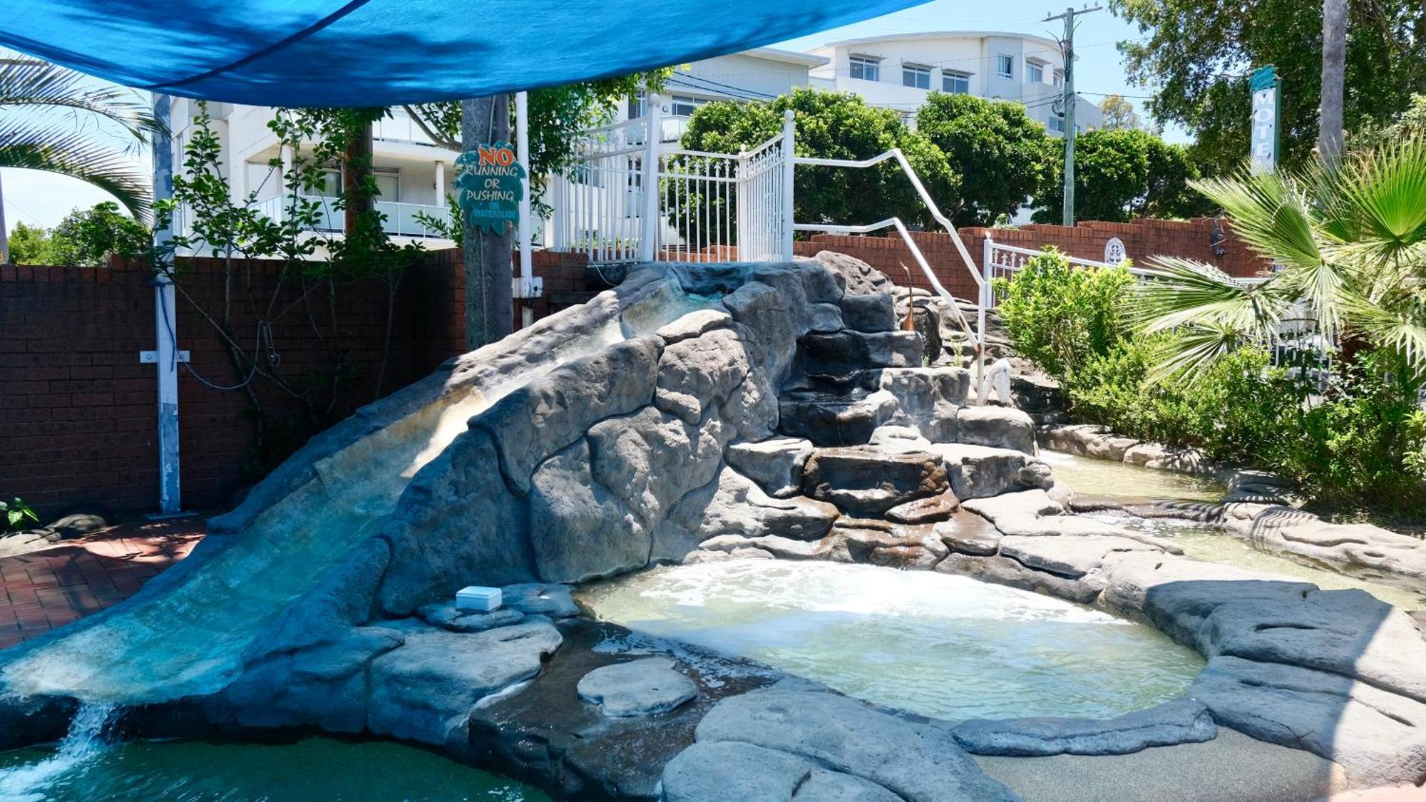 Sapphire Palms Motel Entrance Exterior foto